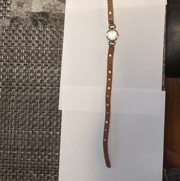 Wrap Watch - Picture 5 of 6